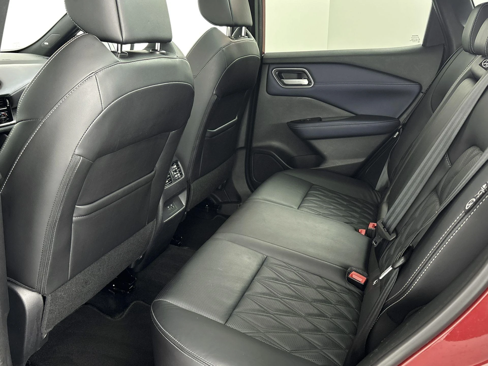 Nissan-QASHQAI-image-27