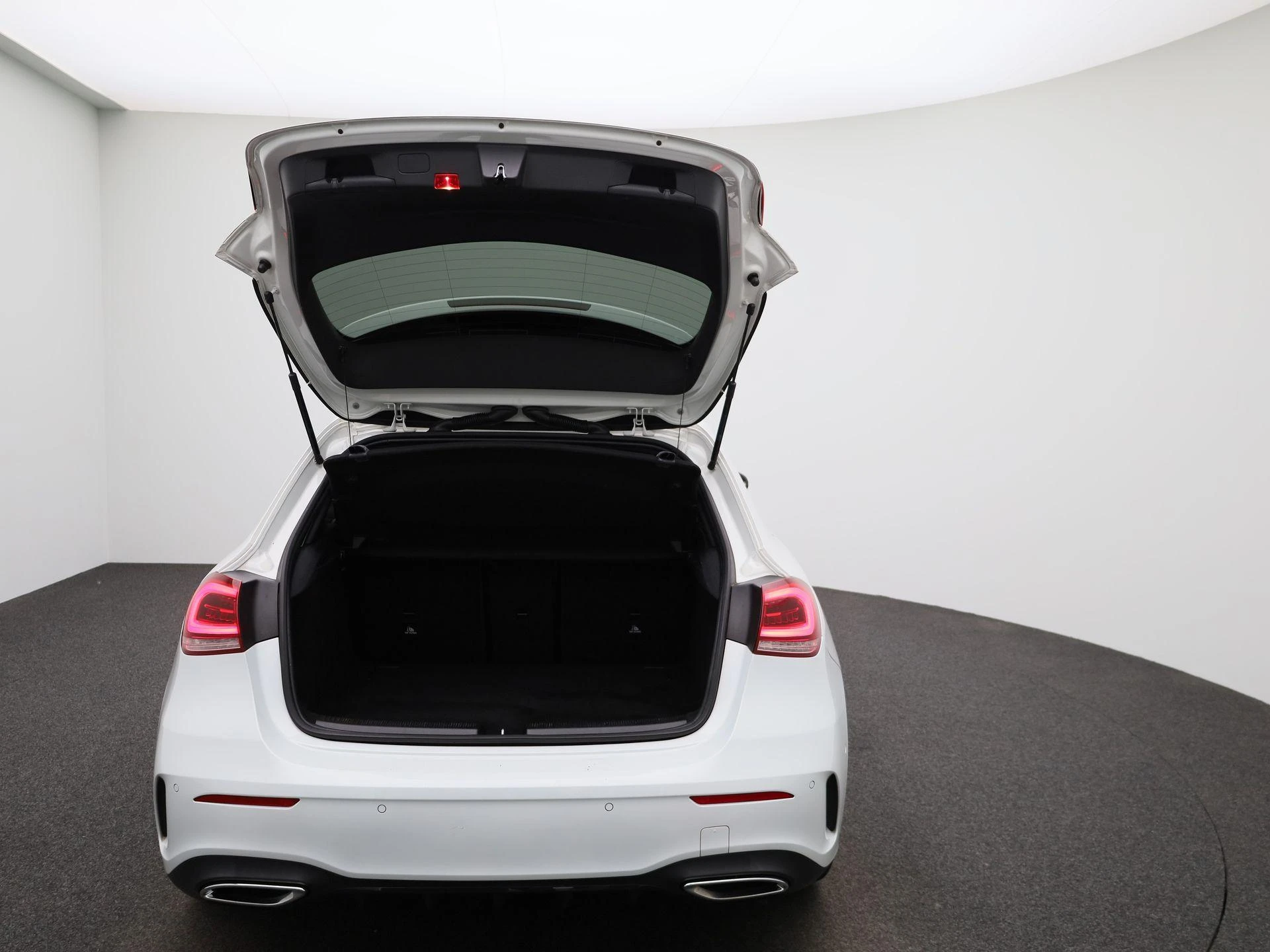 Mercedes-Benz-A-Klasse-image-10
