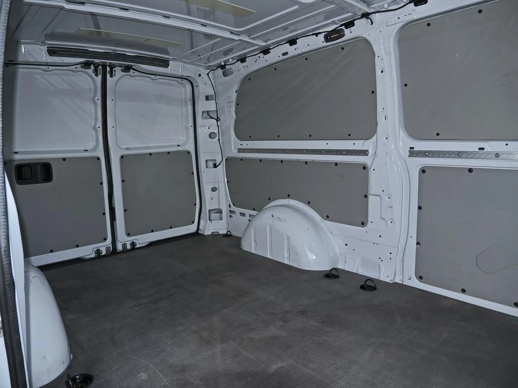 Mercedes-Benz-Vito 116-image-12