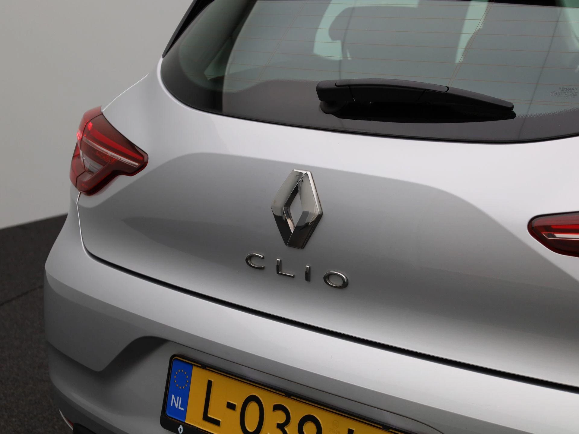 Renault-Clio-image-33