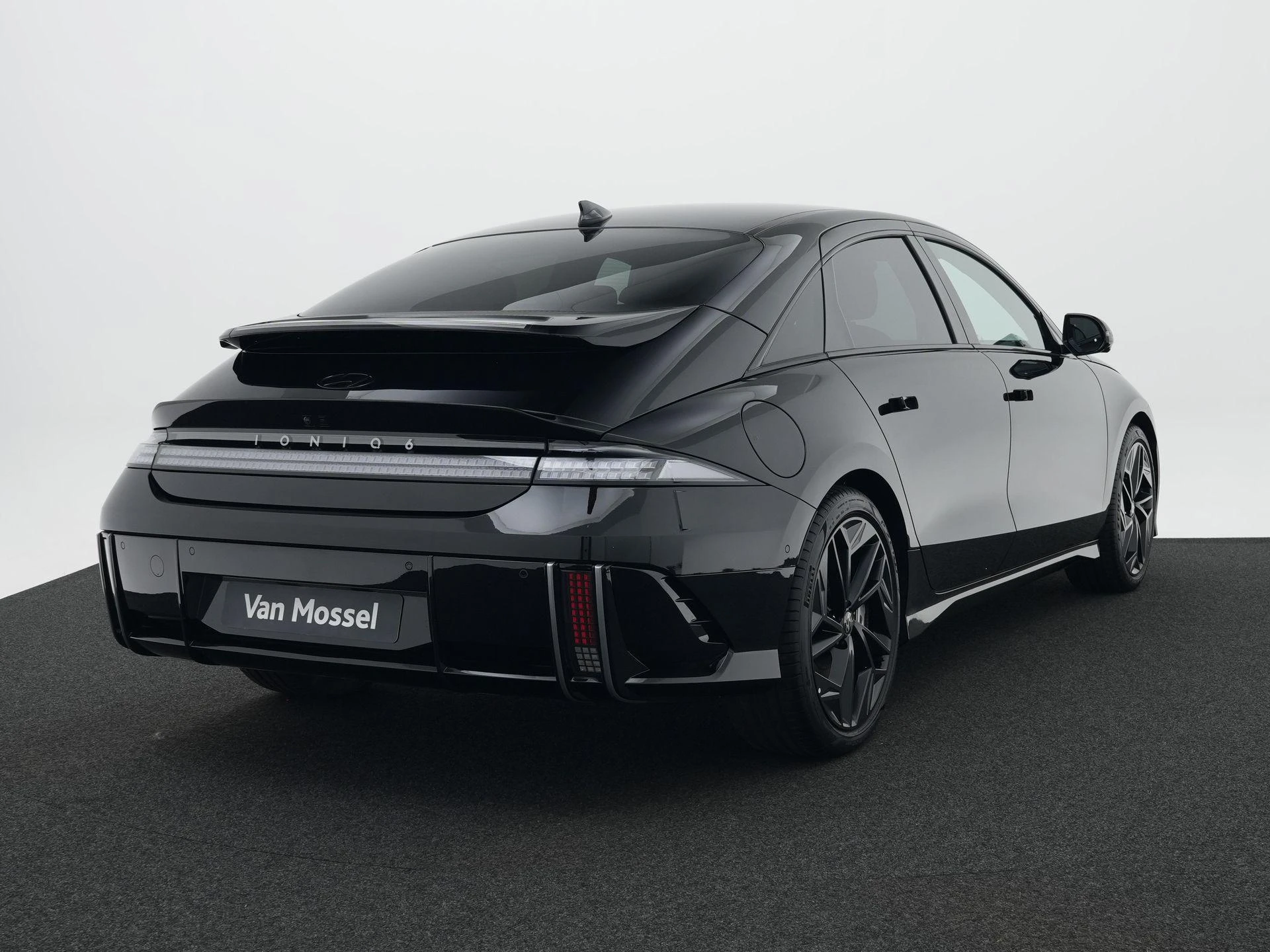Hyundai IONIQ 6 Business 77.4 kWh
