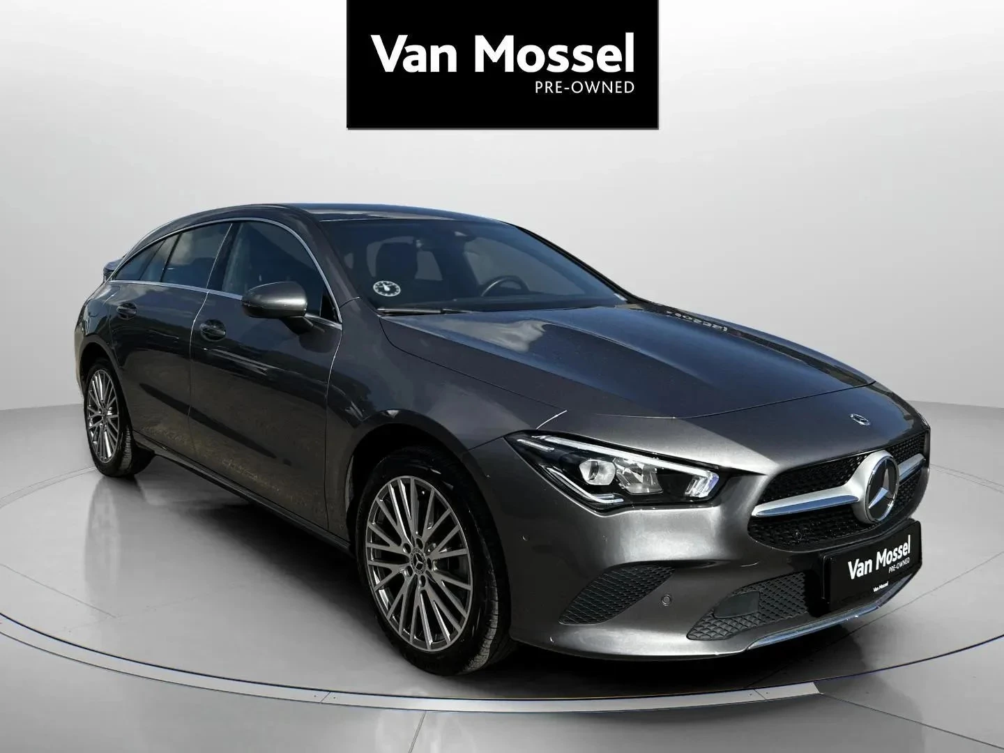 Mercedes-Benz-CLA-image-2