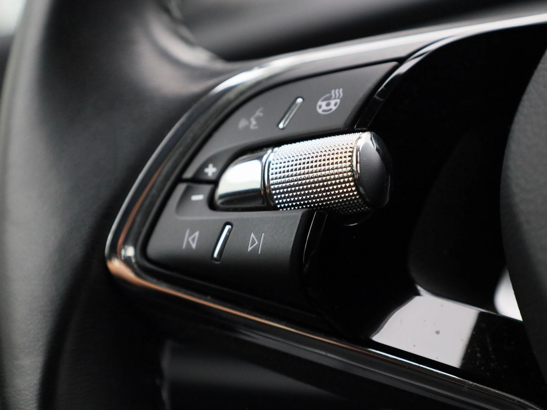 Škoda-Enyaq iV-image-17