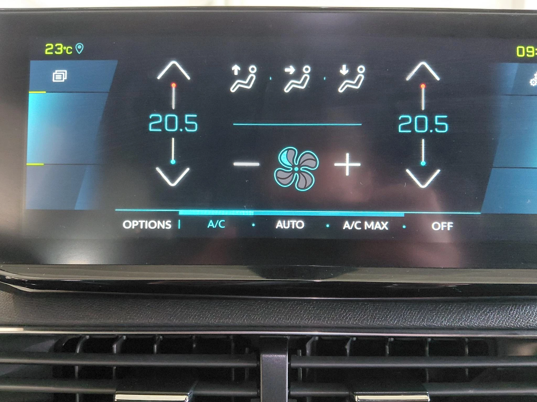 Peugeot 3008 1.6 HYbrid 225 GT