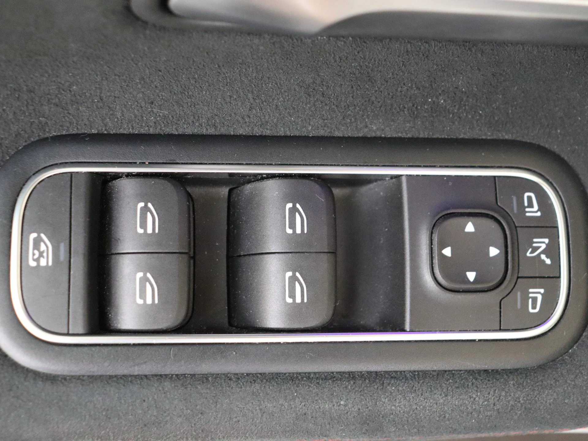 Mercedes-Benz-A-Klasse-image-26