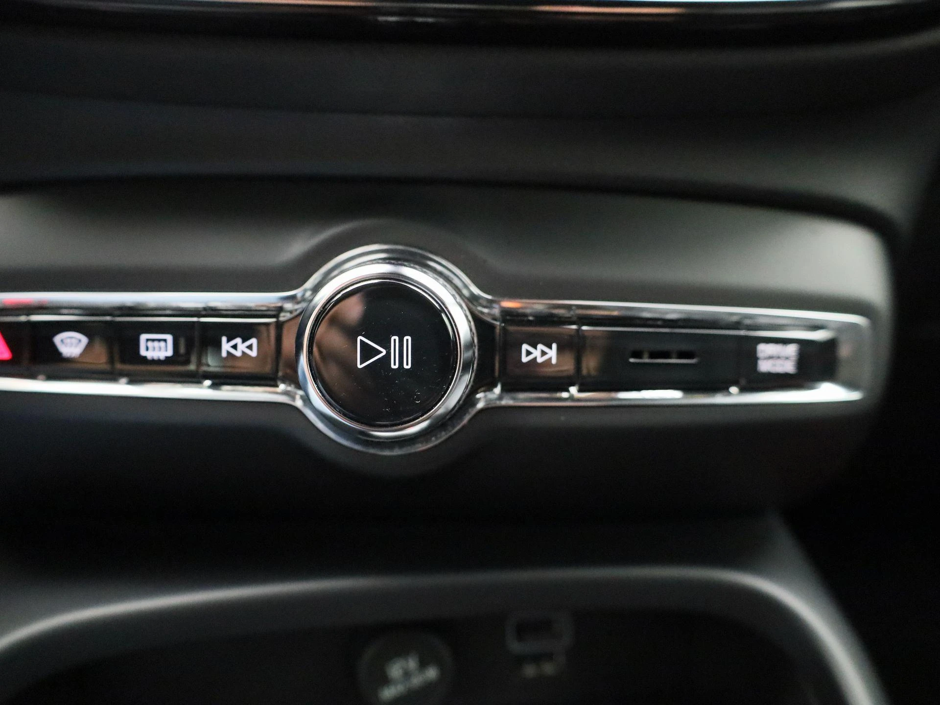 Volvo-XC40-image-22