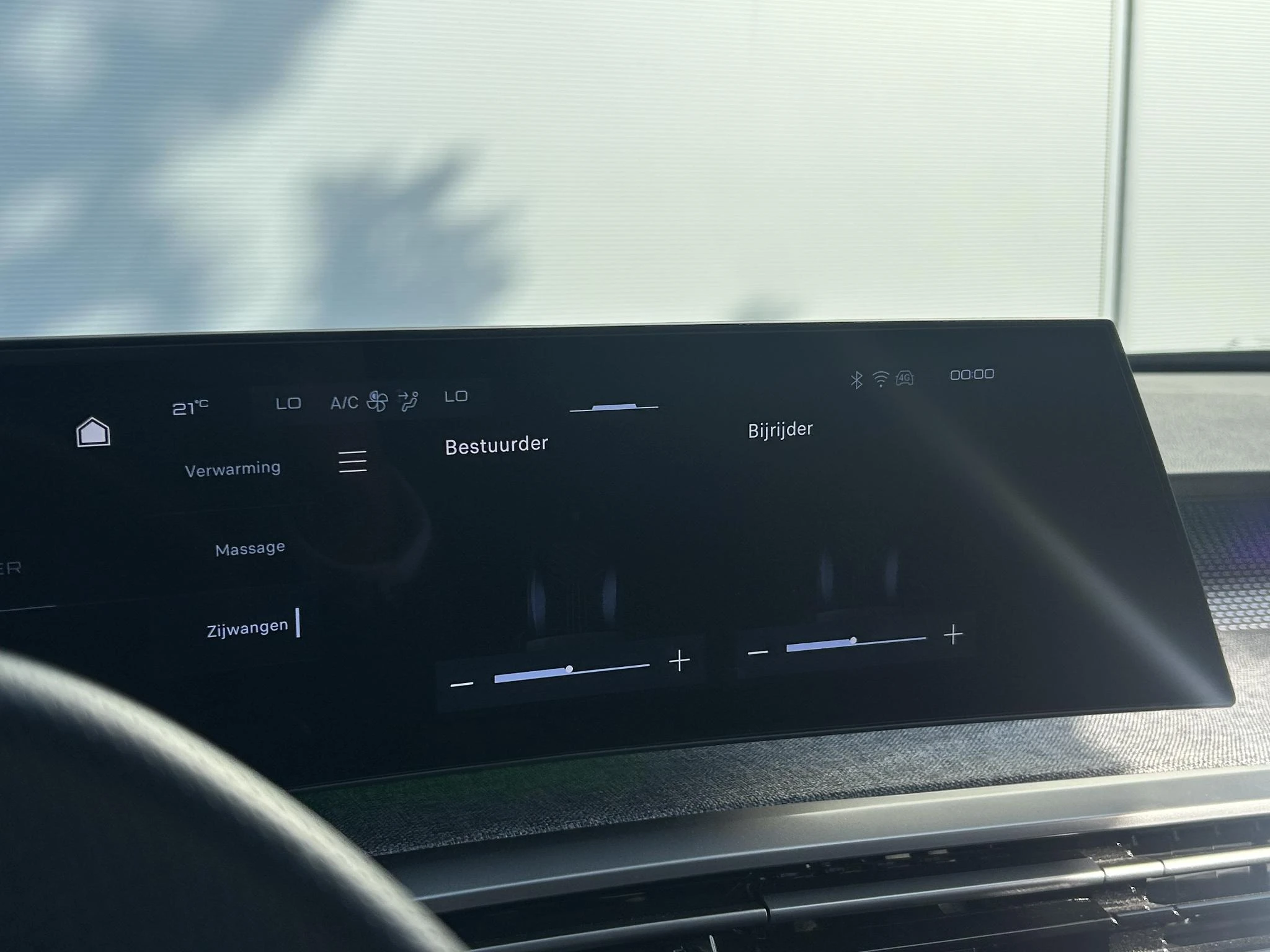 Peugeot-5008-image-14