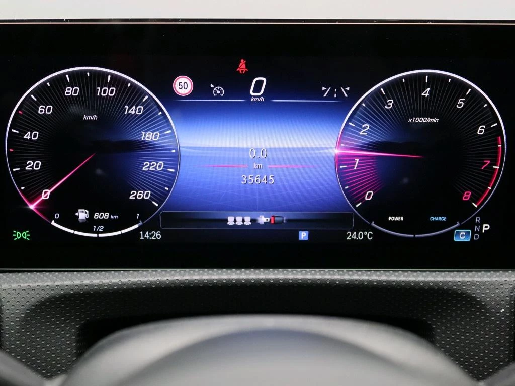 Mercedes-Benz-A-Klasse-image-6