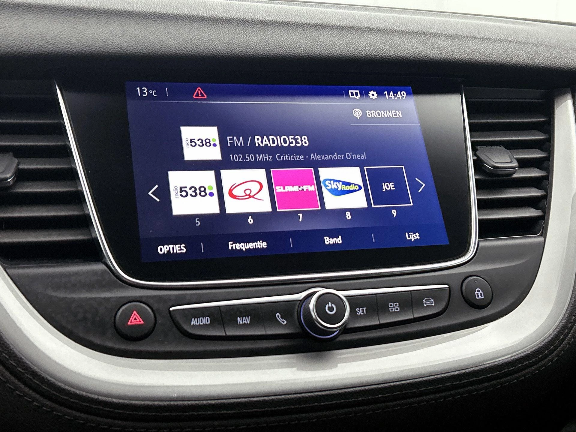 Opel-Grandland X-image-29