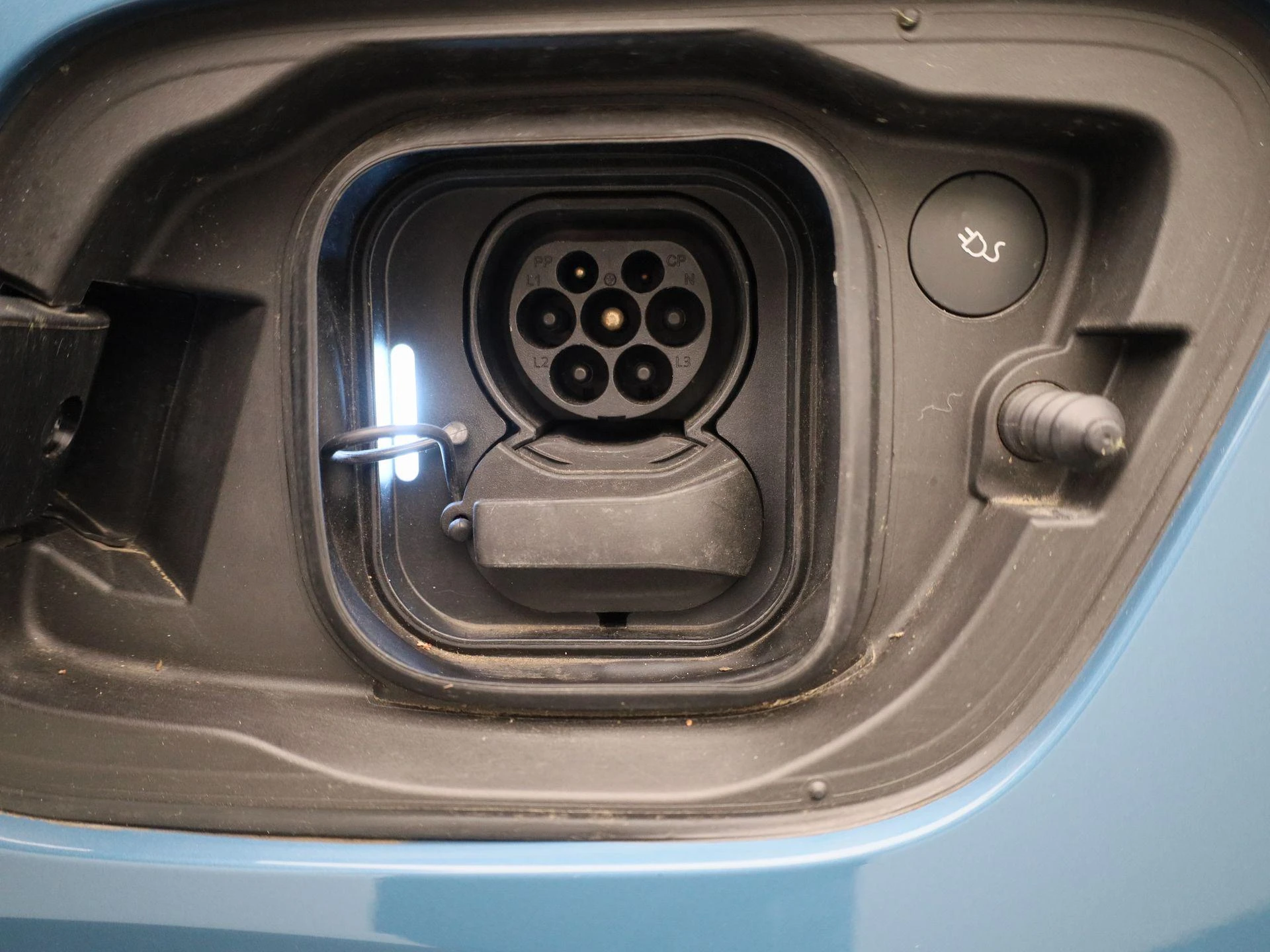 Volvo-C40-image-13