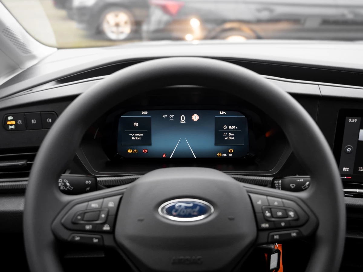 Ford-Transit Connect-image-9