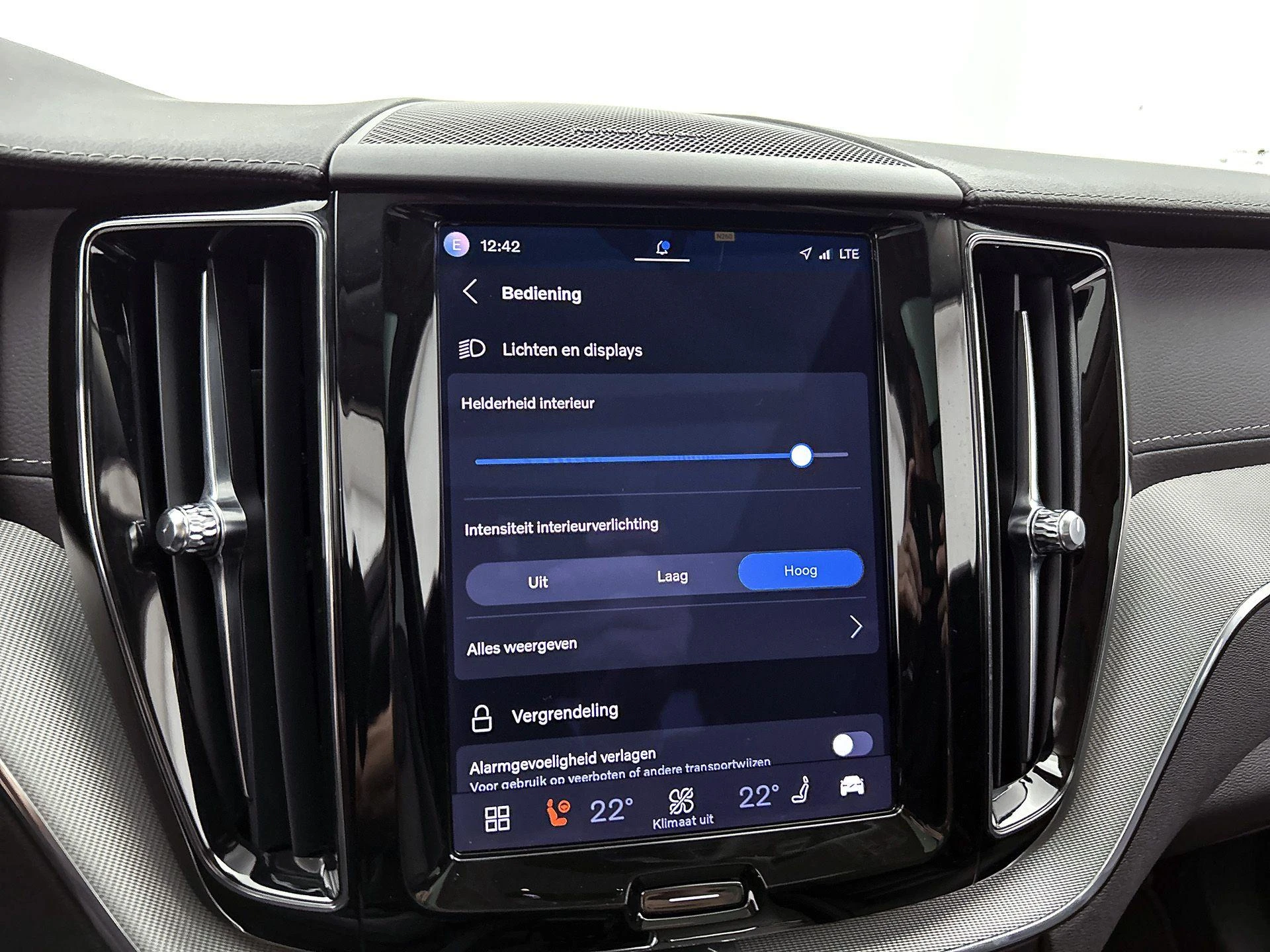 Volvo-XC60-image-14
