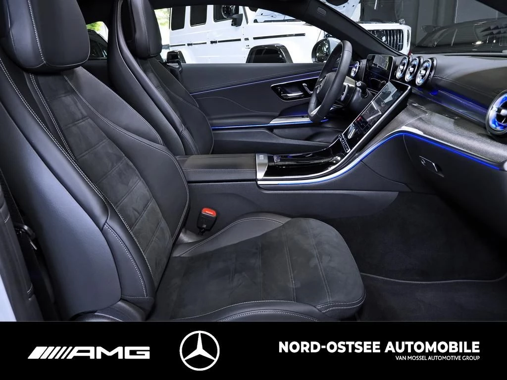 Mercedes-Benz CLE 200 AMG COUPÉ ADVANCED PLUS PANORAMA AHK 19' AMG Line
