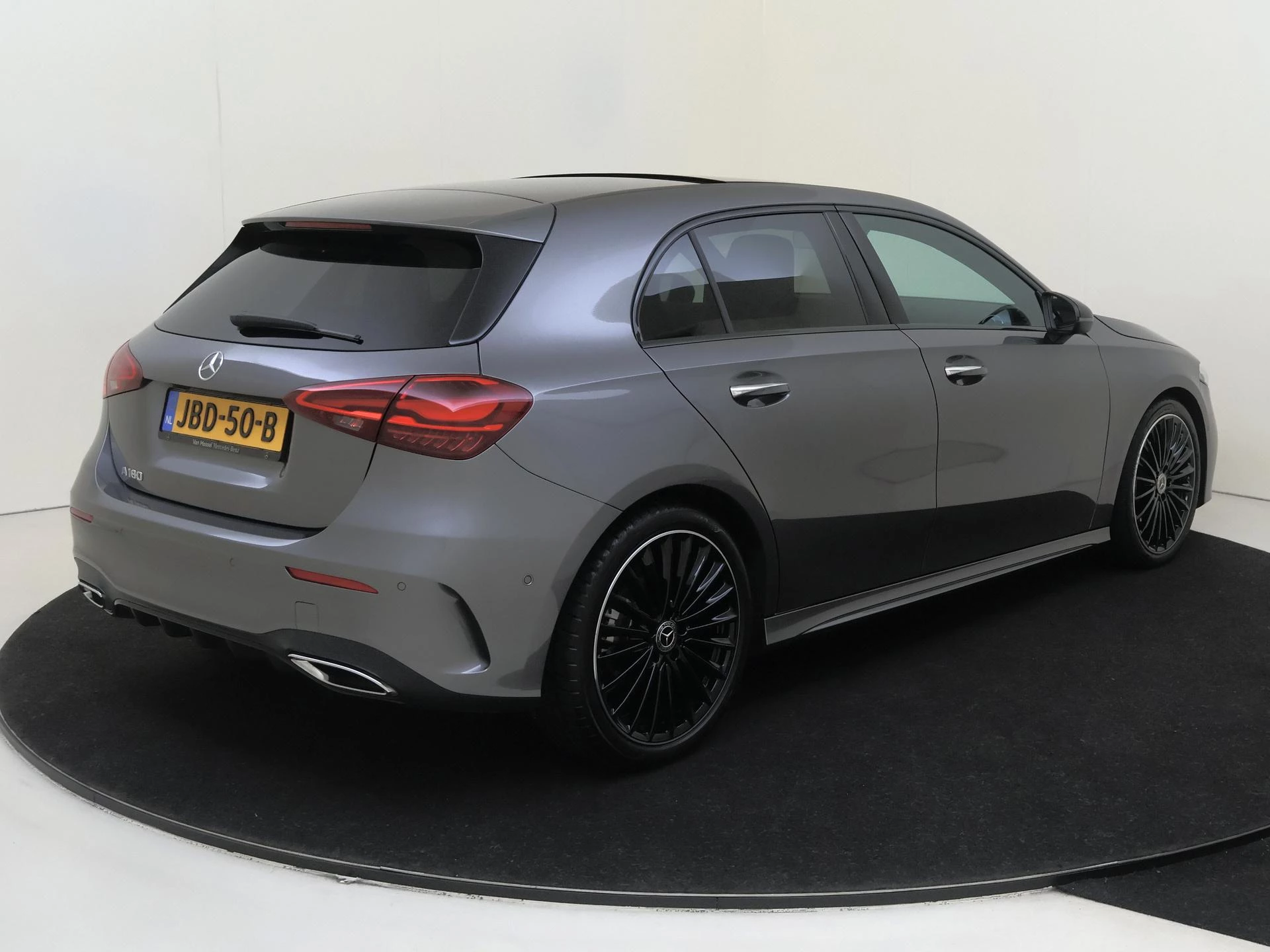 Mercedes-Benz A-Klasse 180 Business Solution AMG