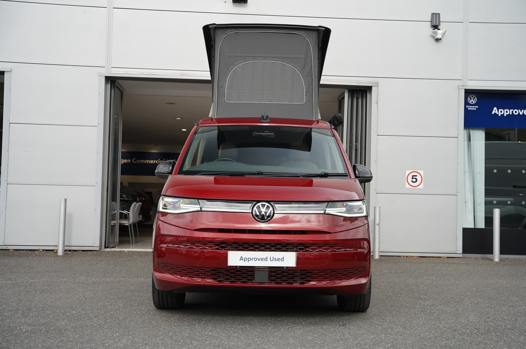 Volkswagen-California-image-6