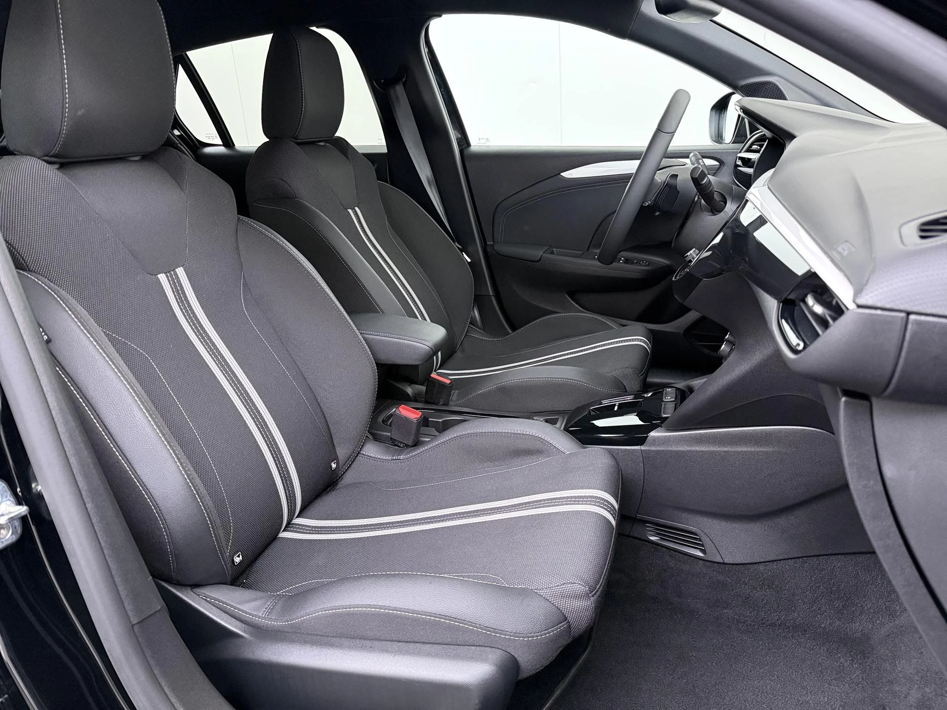 Opel-Corsa-image-35