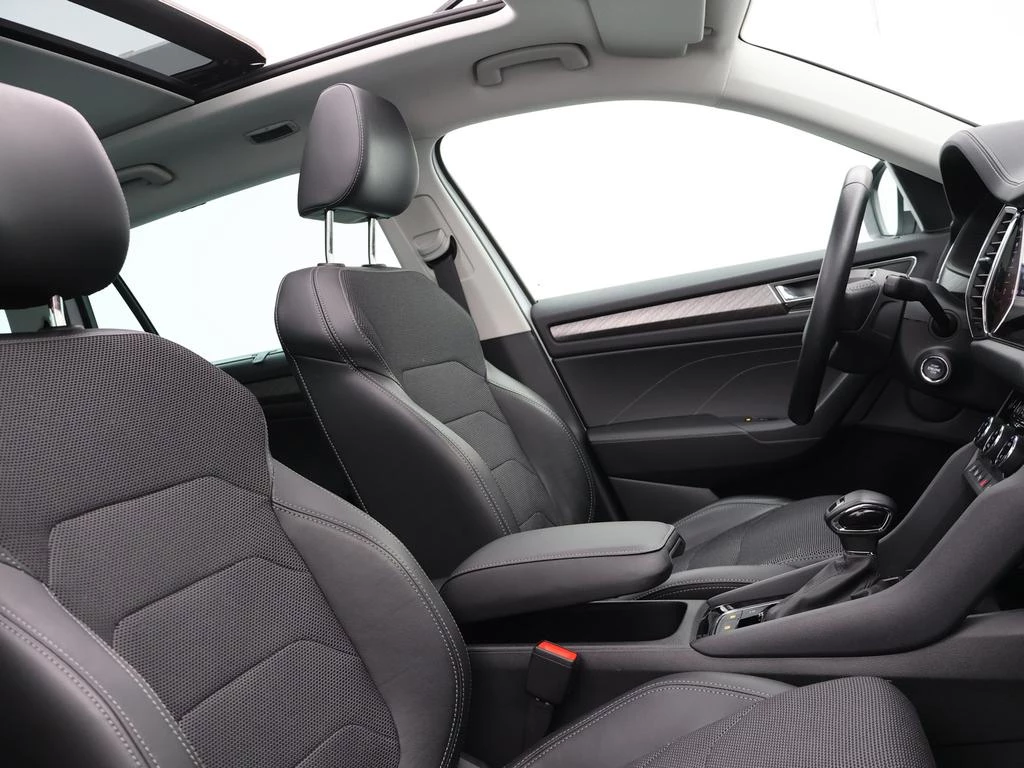 Škoda Kodiaq Kodiaq Clever+ 2.0TDI 150PK *AUTOMAAT*PANODAK*7 ZITPLAATSEN*LEDER*CAMERA*ACC*PDC*NAVI*...*