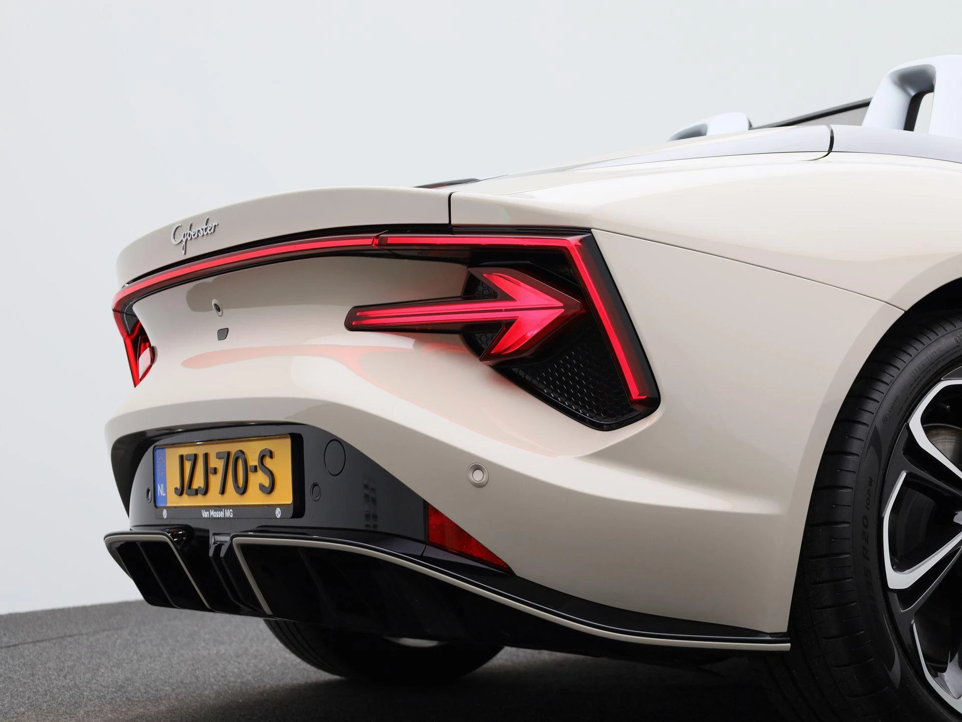 MG Cyberster GT AWD Dual Motor 77kWh