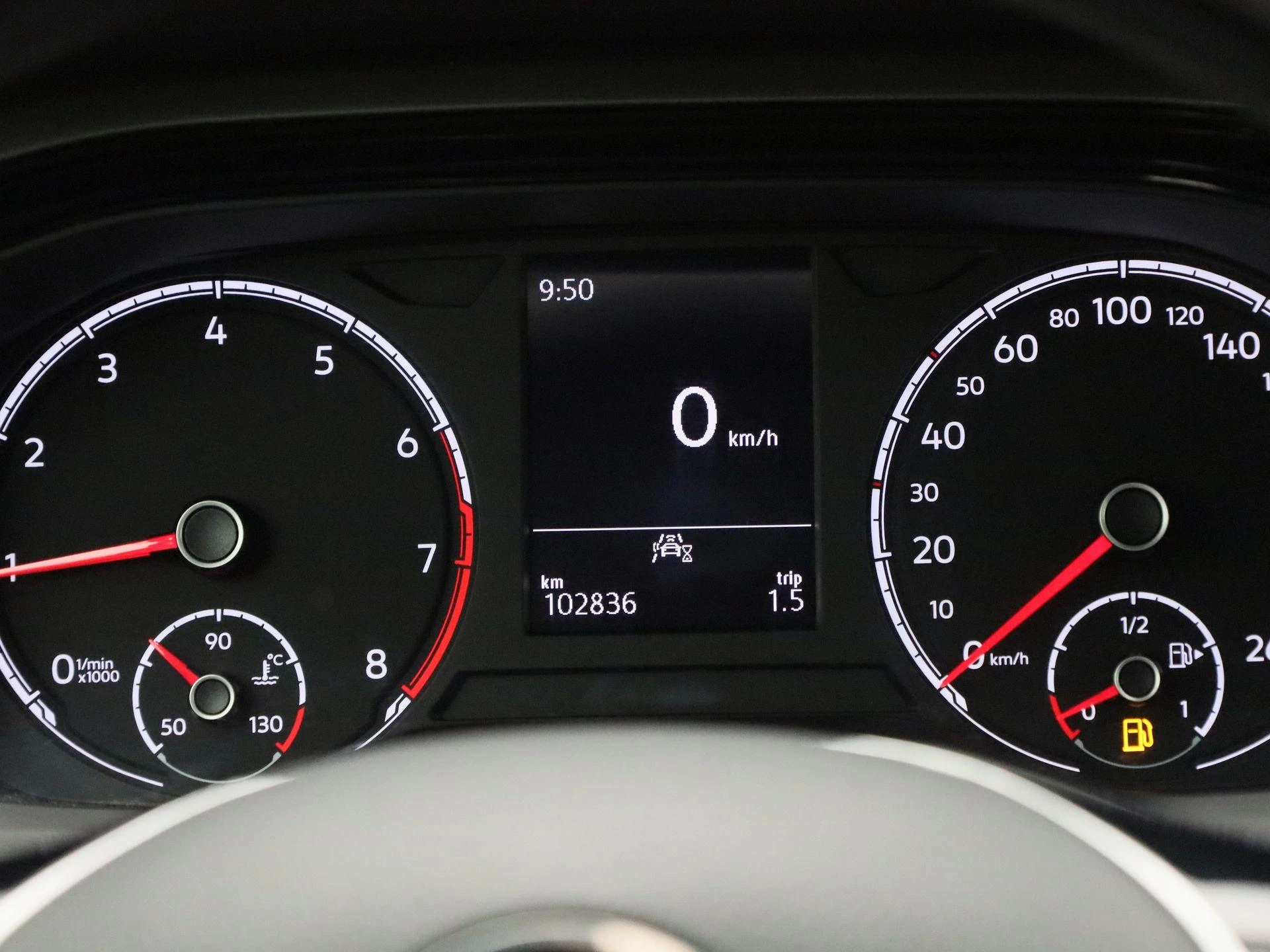 Volkswagen-Polo-image-7