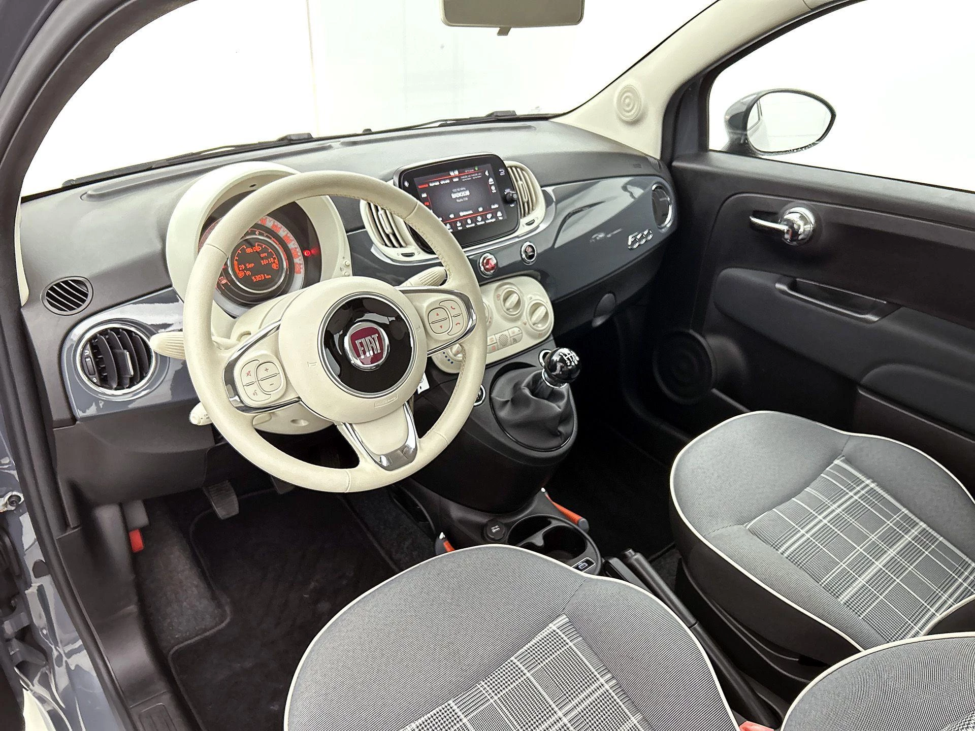 Fiat-500-image-2