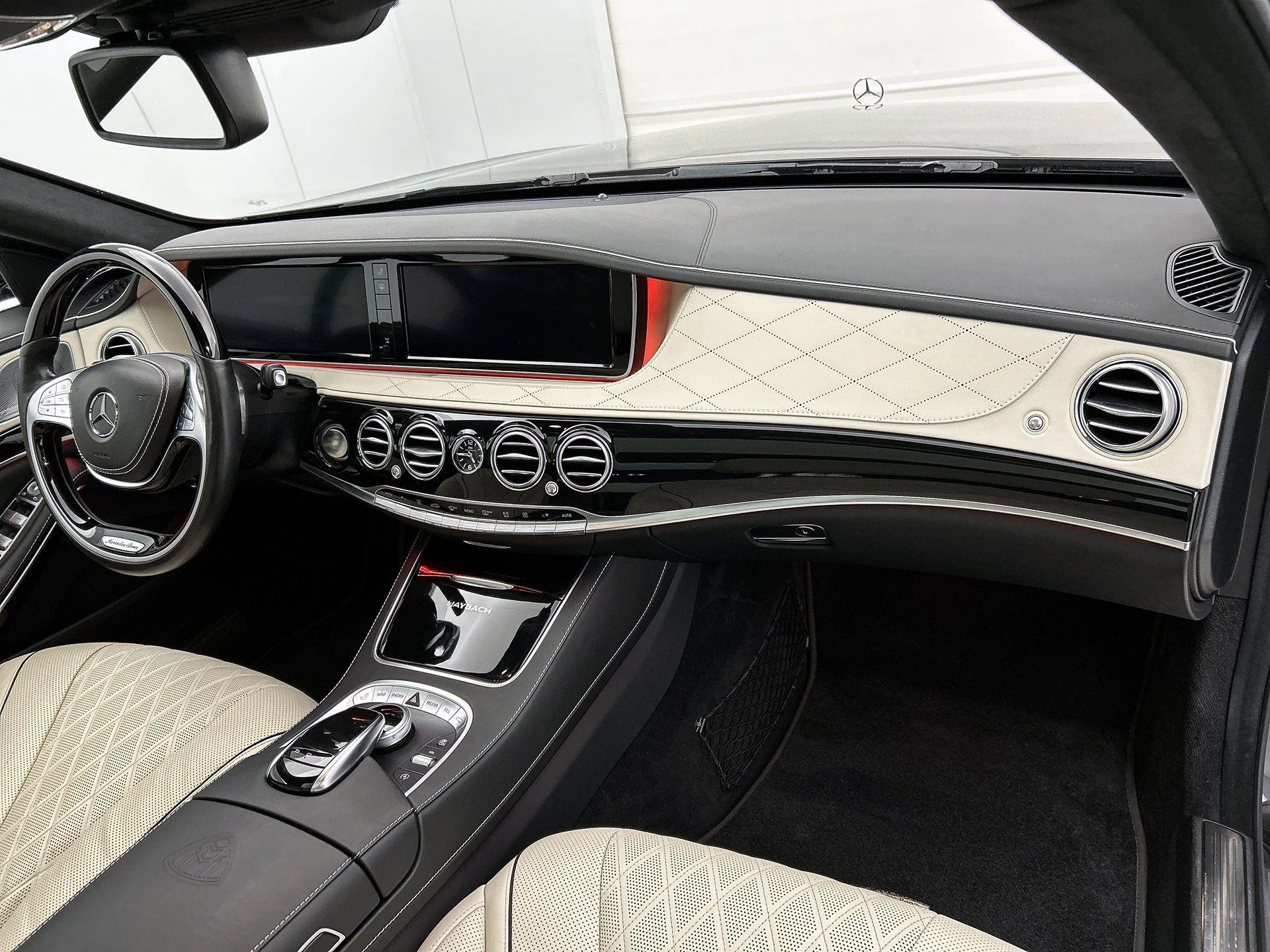 Mercedes-Benz-S-Klasse-image-19