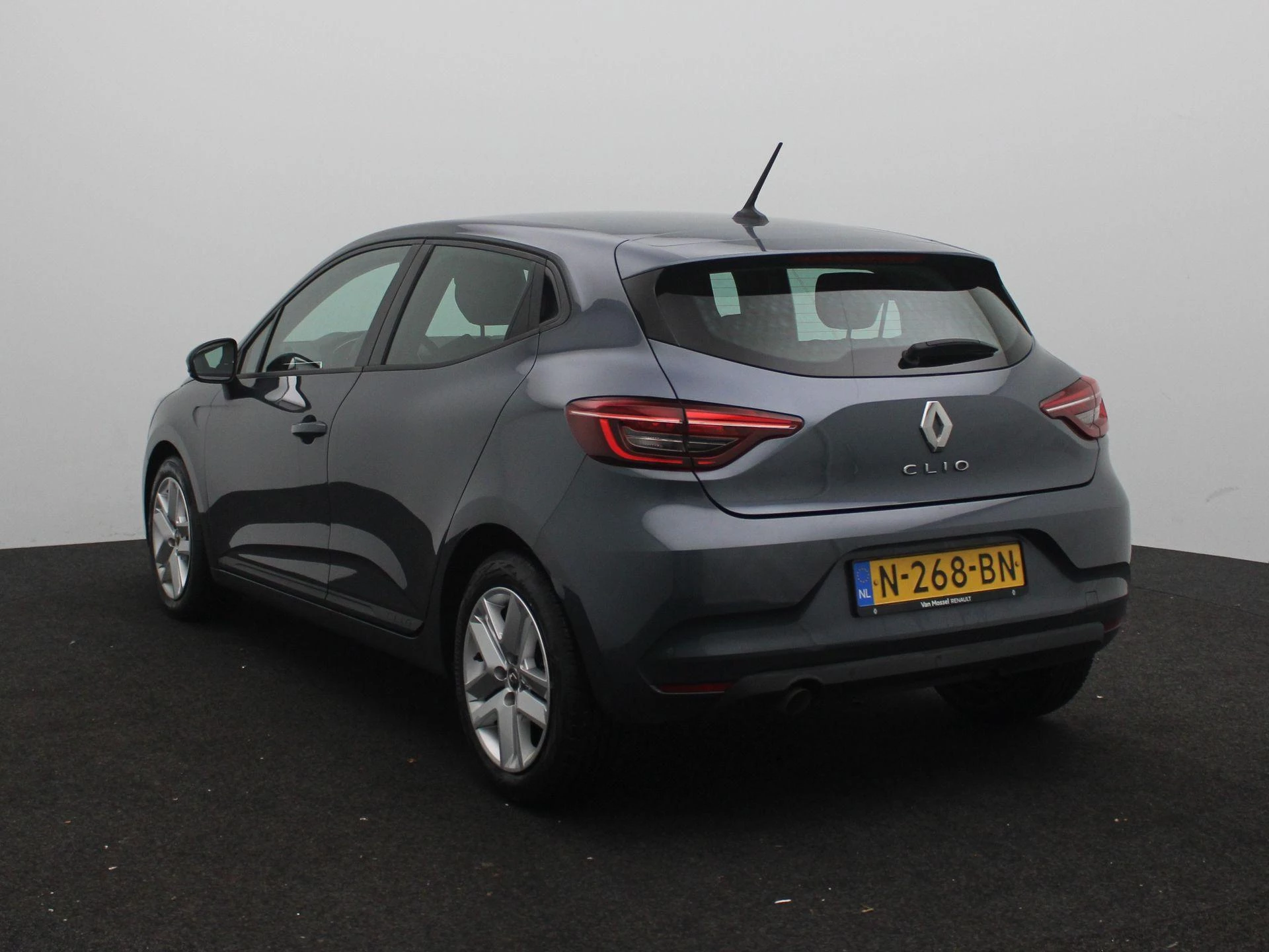 Renault-Clio-image-1