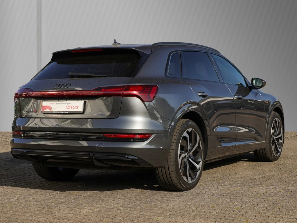 Audi-e-tron-image-3