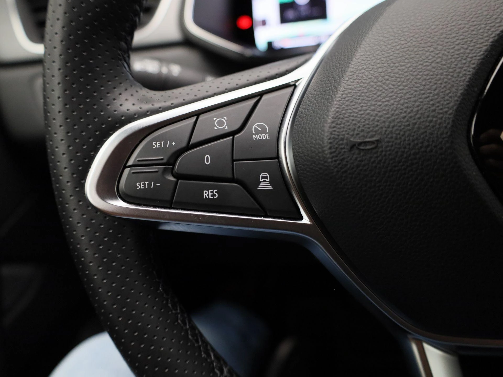 Renault-Captur-image-16