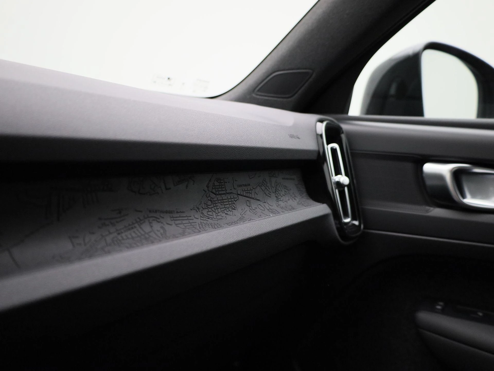 Volvo-XC40-image-25
