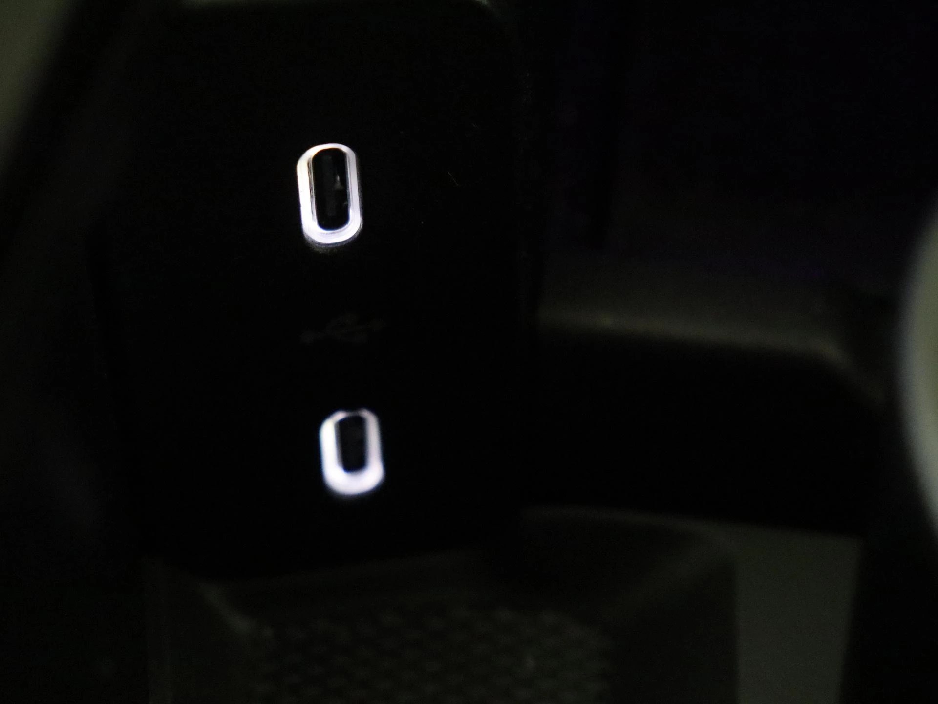 Mercedes-Benz-E-Klasse-image-23