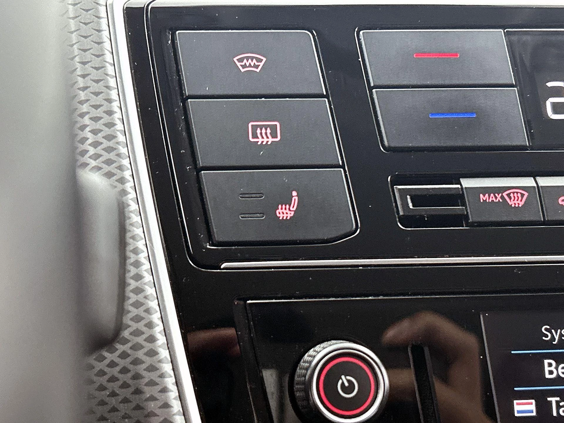 Volkswagen-e-up!-image-9