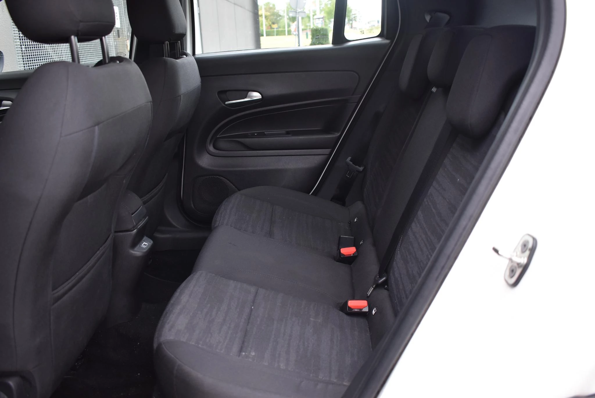 Jeep-Avenger-image-11