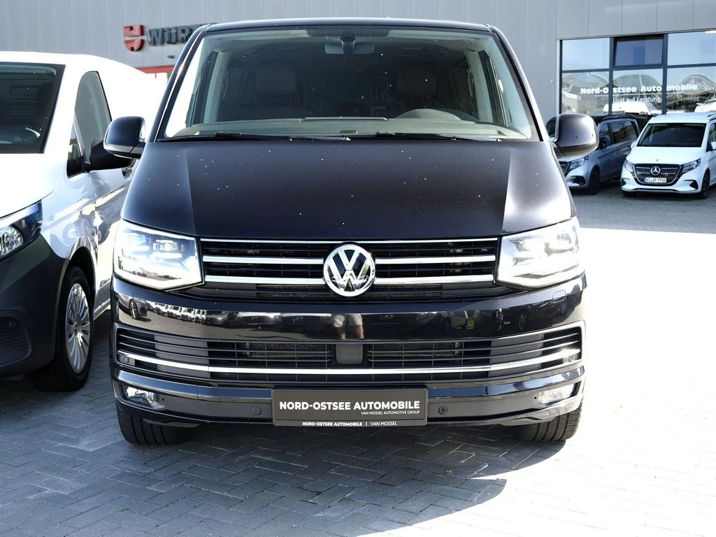 Volkswagen-Transporter-image-2