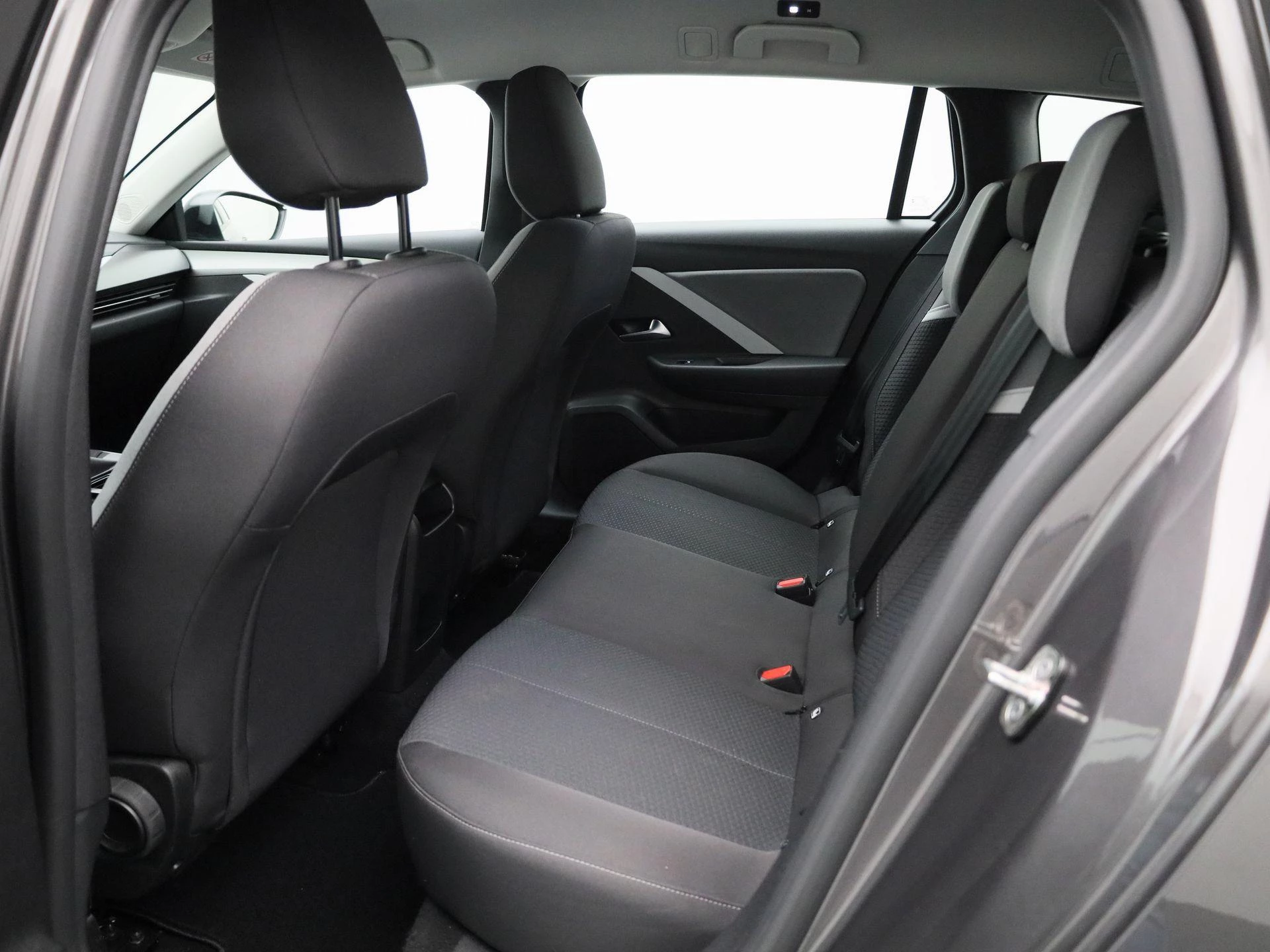 Opel-Astra-image-9