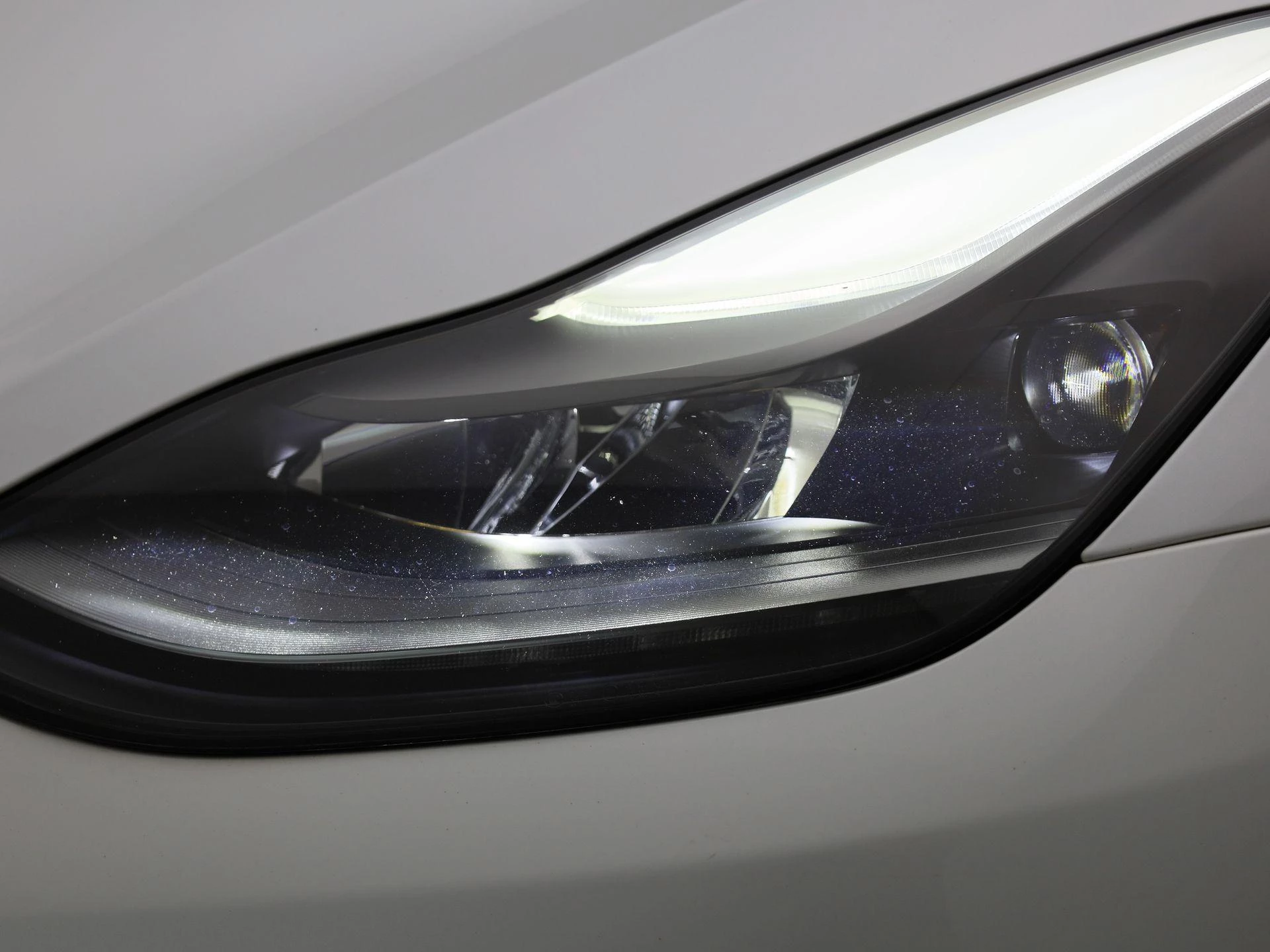 Tesla-Model Y-image-14