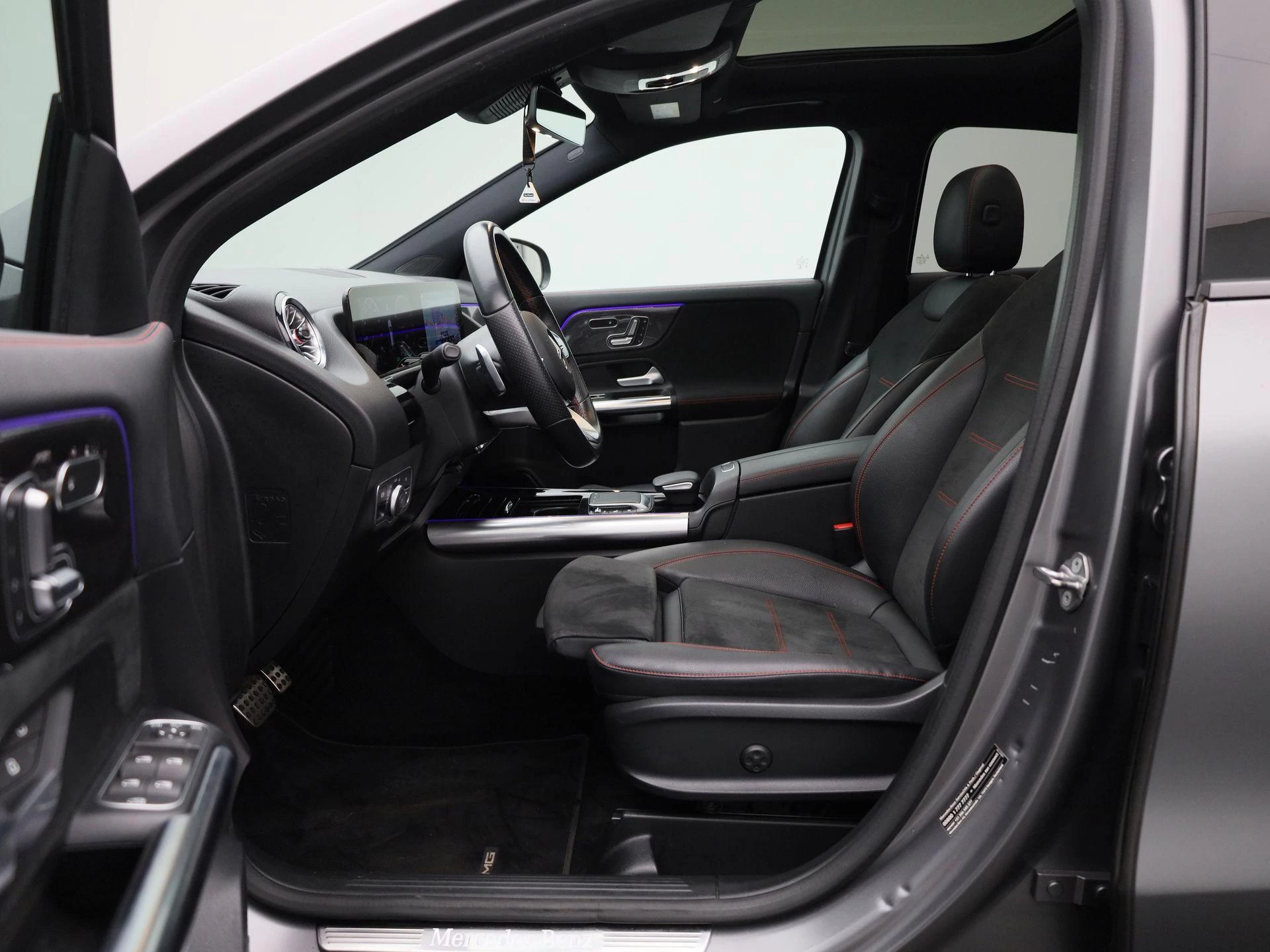 Mercedes-Benz GLA 250 e Business Solution AMG Limited
