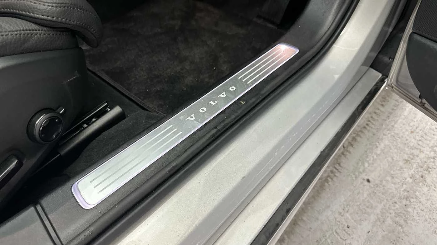 Volvo-V90-image-19
