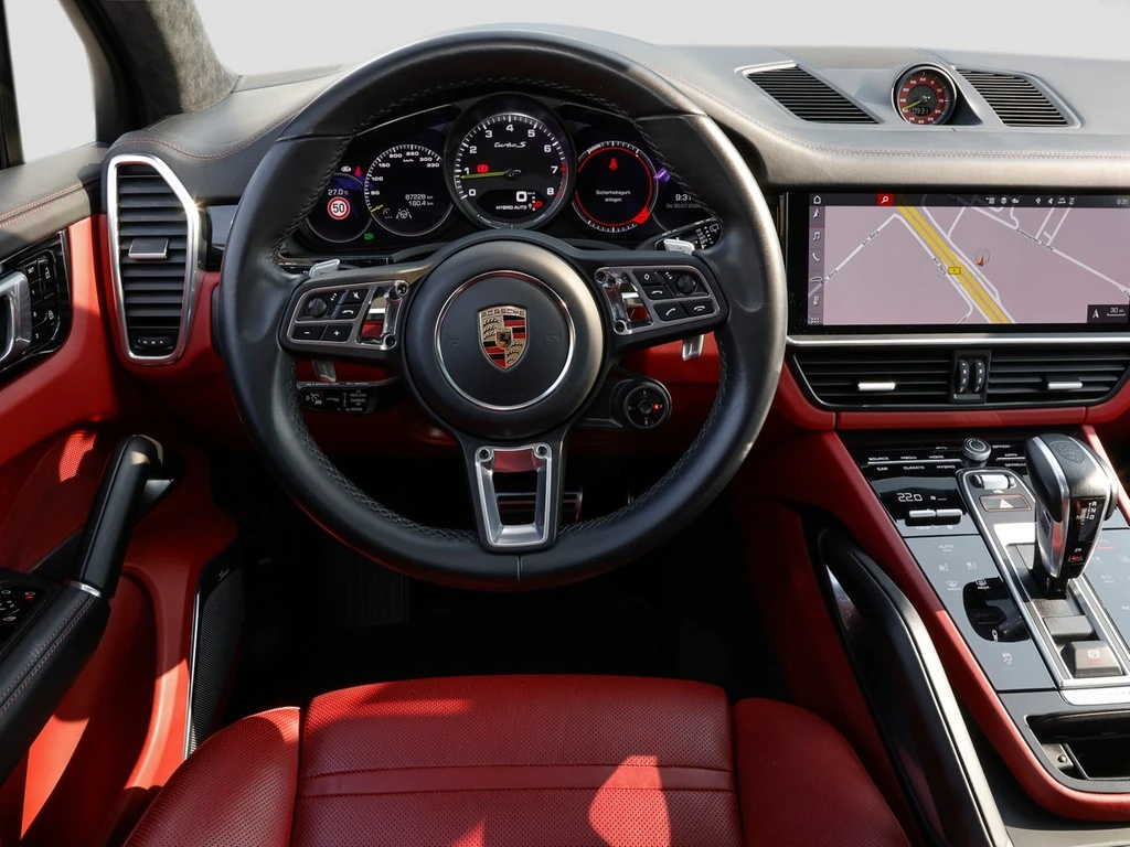 Porsche-Cayenne-image-15