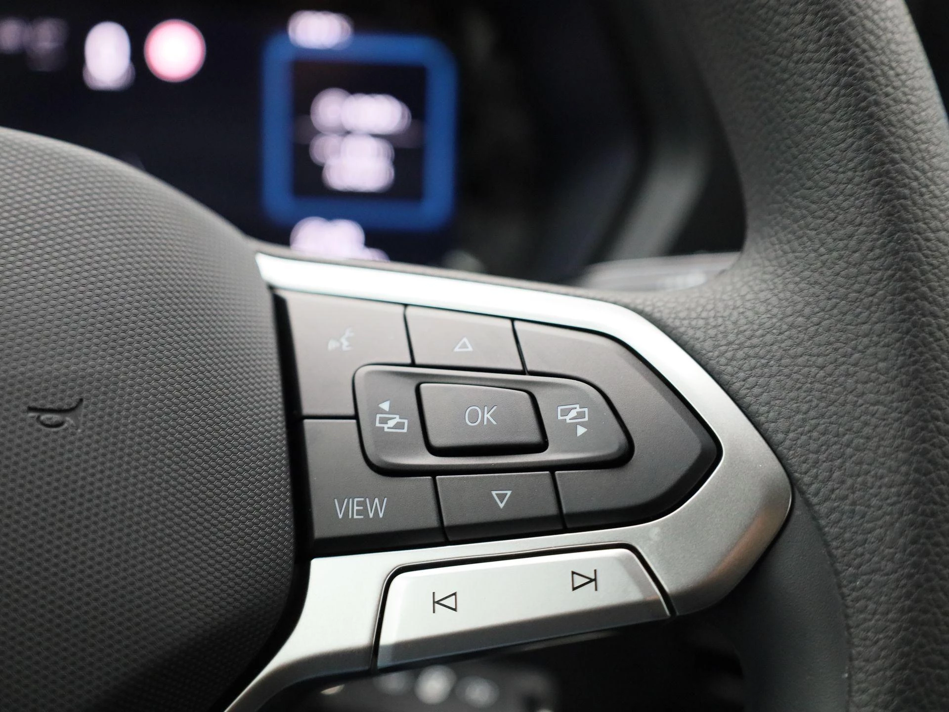 Volkswagen-Caddy-image-26