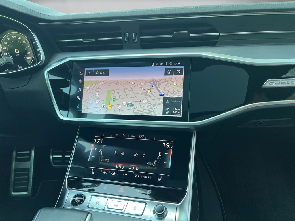 Audi A6 Avant sport 55 TFSI e quattro S tronic S line