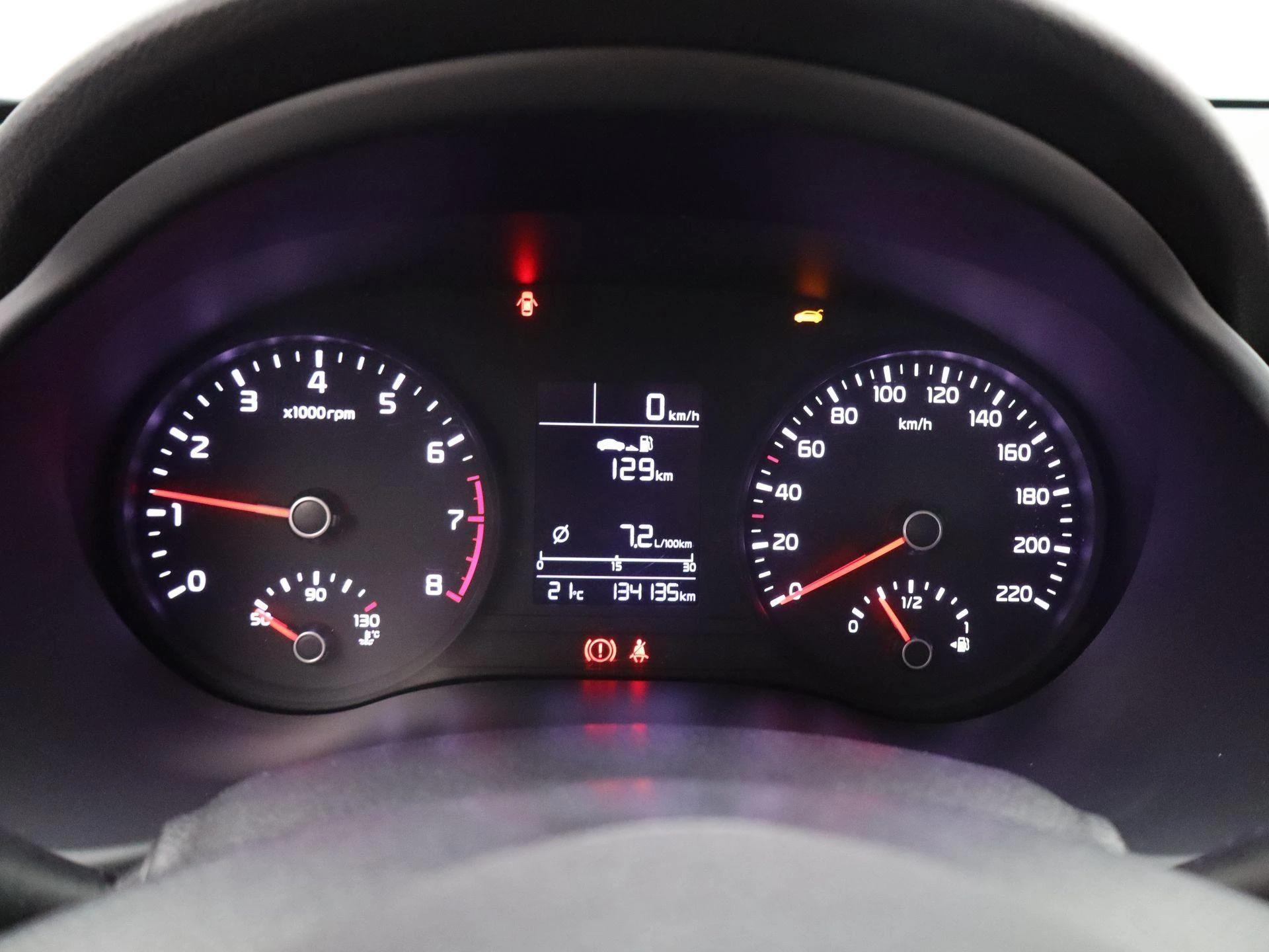 Kia-Stonic-image-9