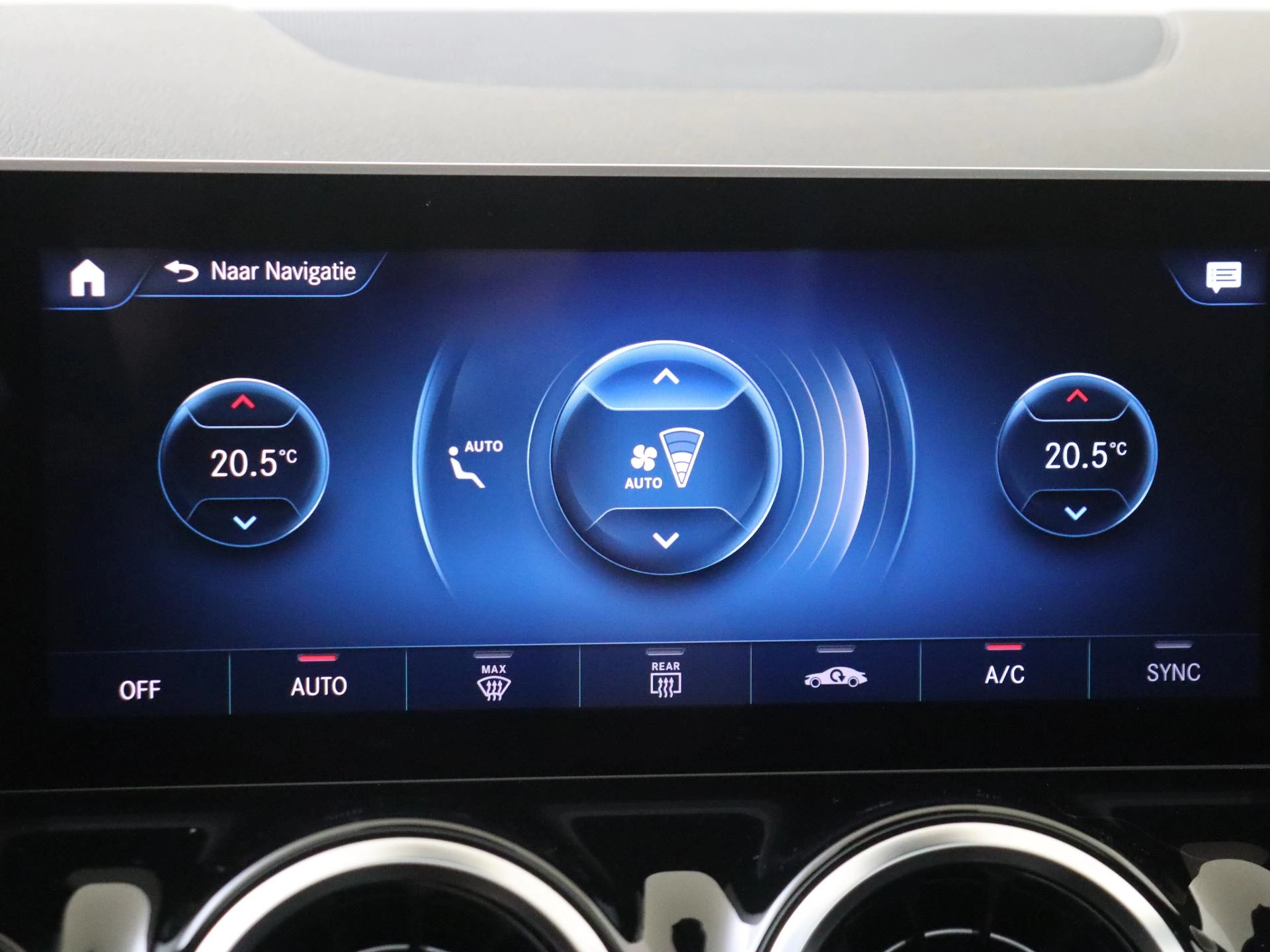Mercedes-Benz B-Klasse 180 Business Solution AMG