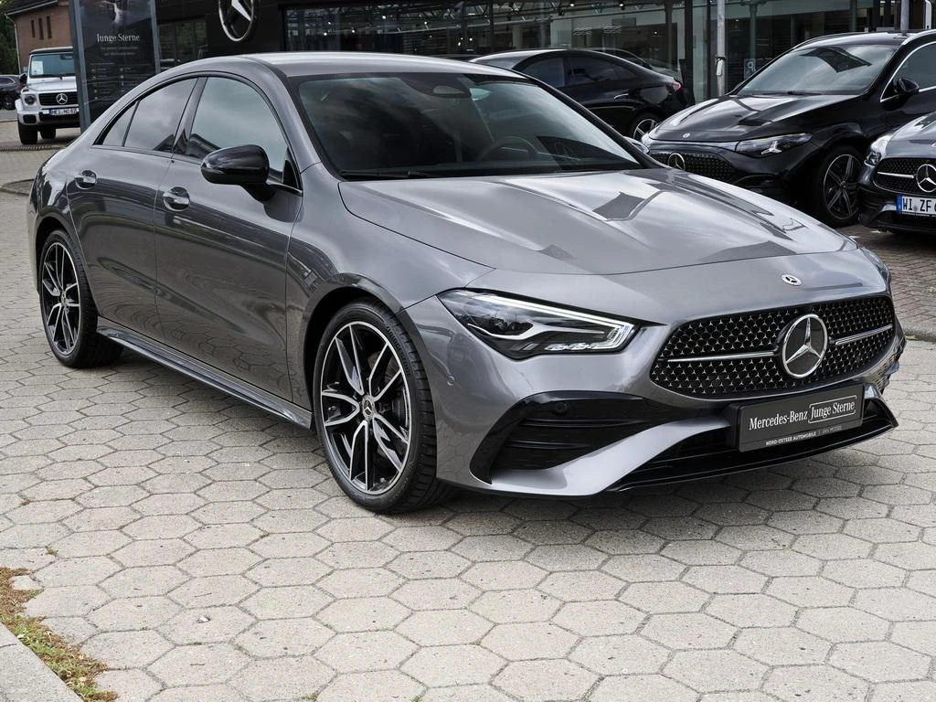 Mercedes-Benz-CLA 200-image-4