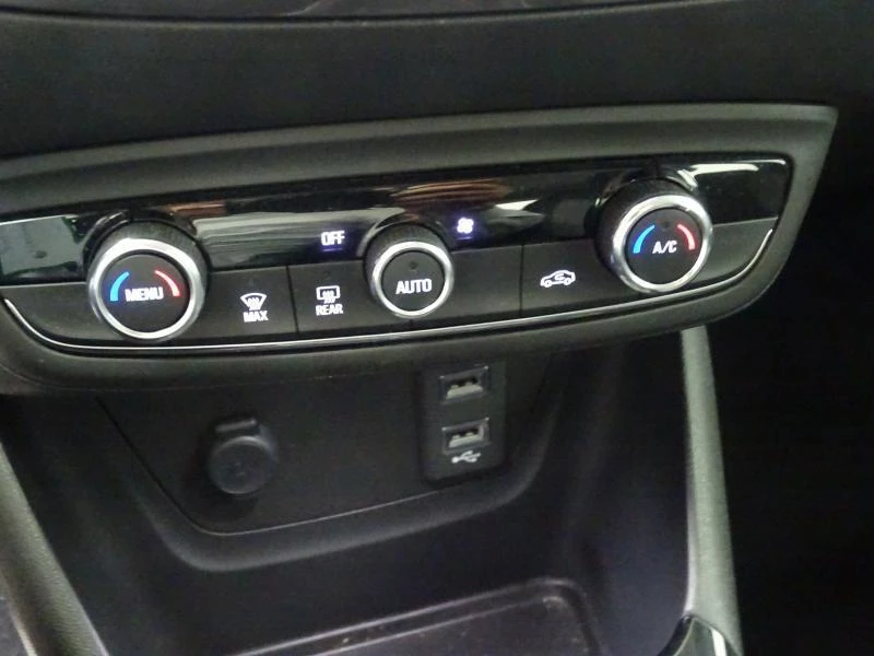 Opel-Crossland X-image-14