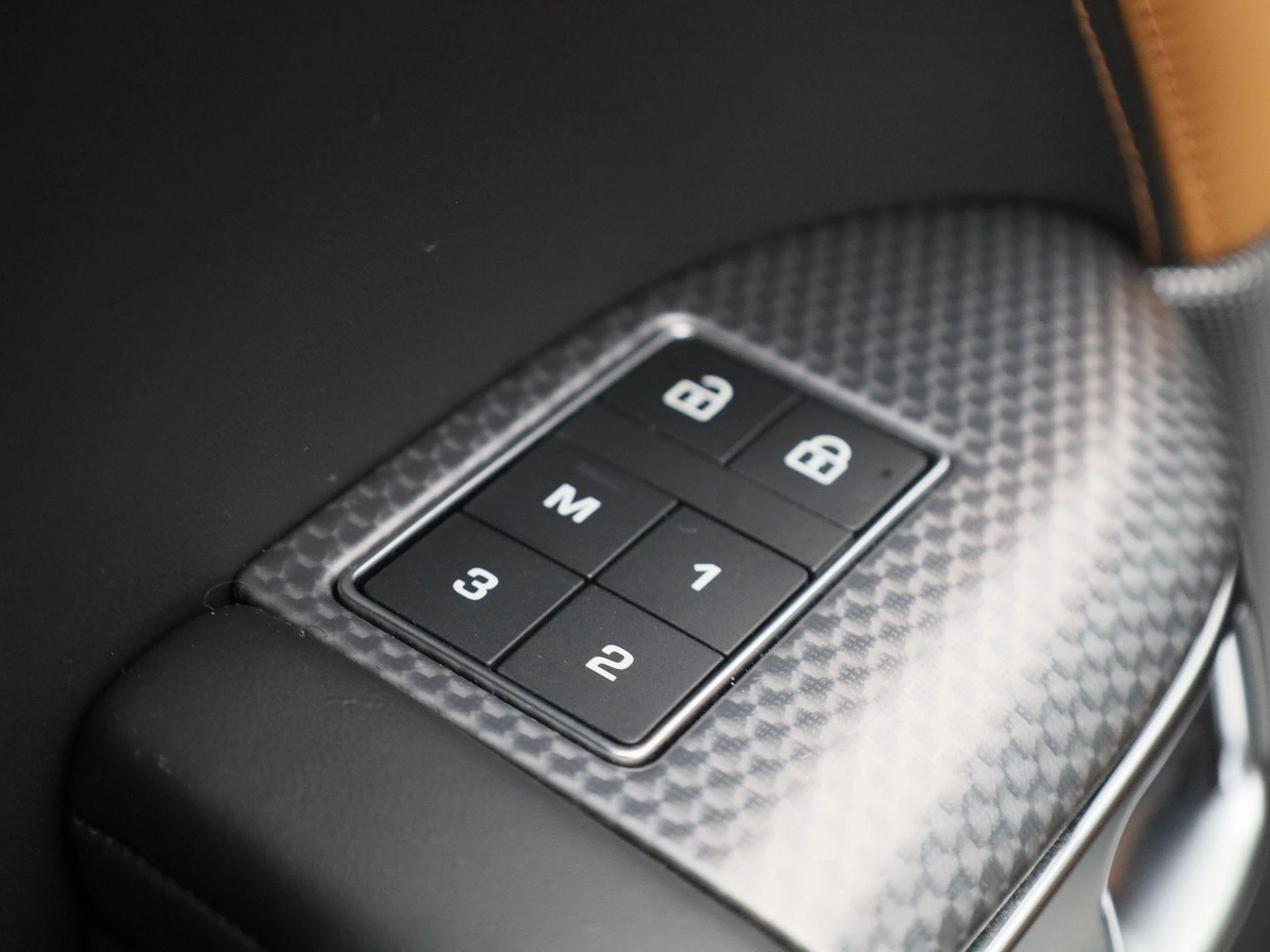 Land Rover-Range Rover Sport-image-35