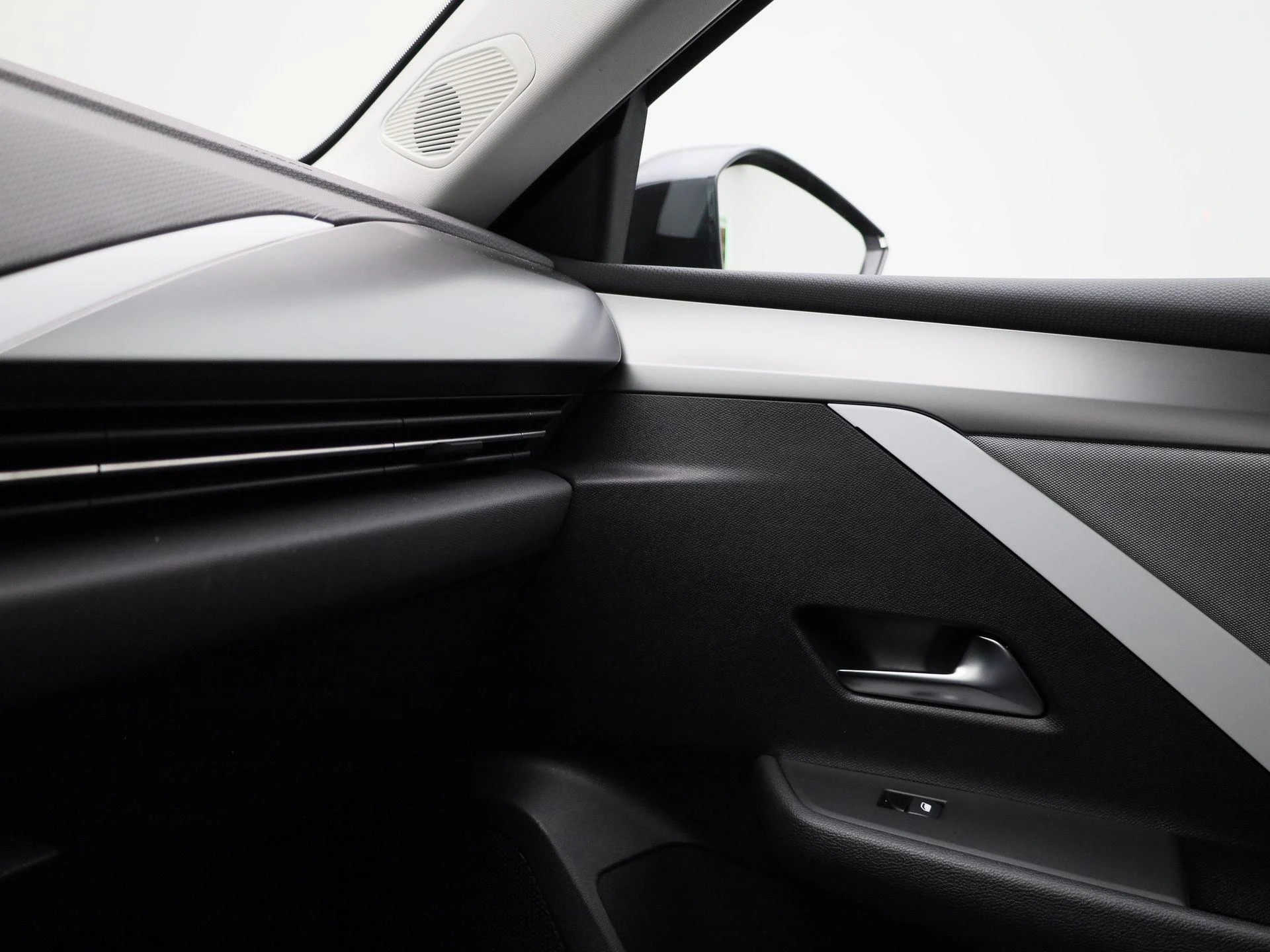 Opel-Astra-image-25