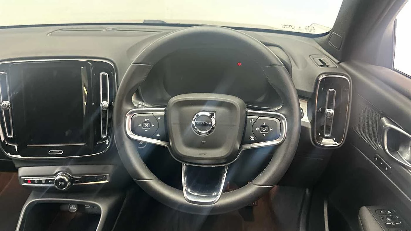 Volvo-XC40-image-11