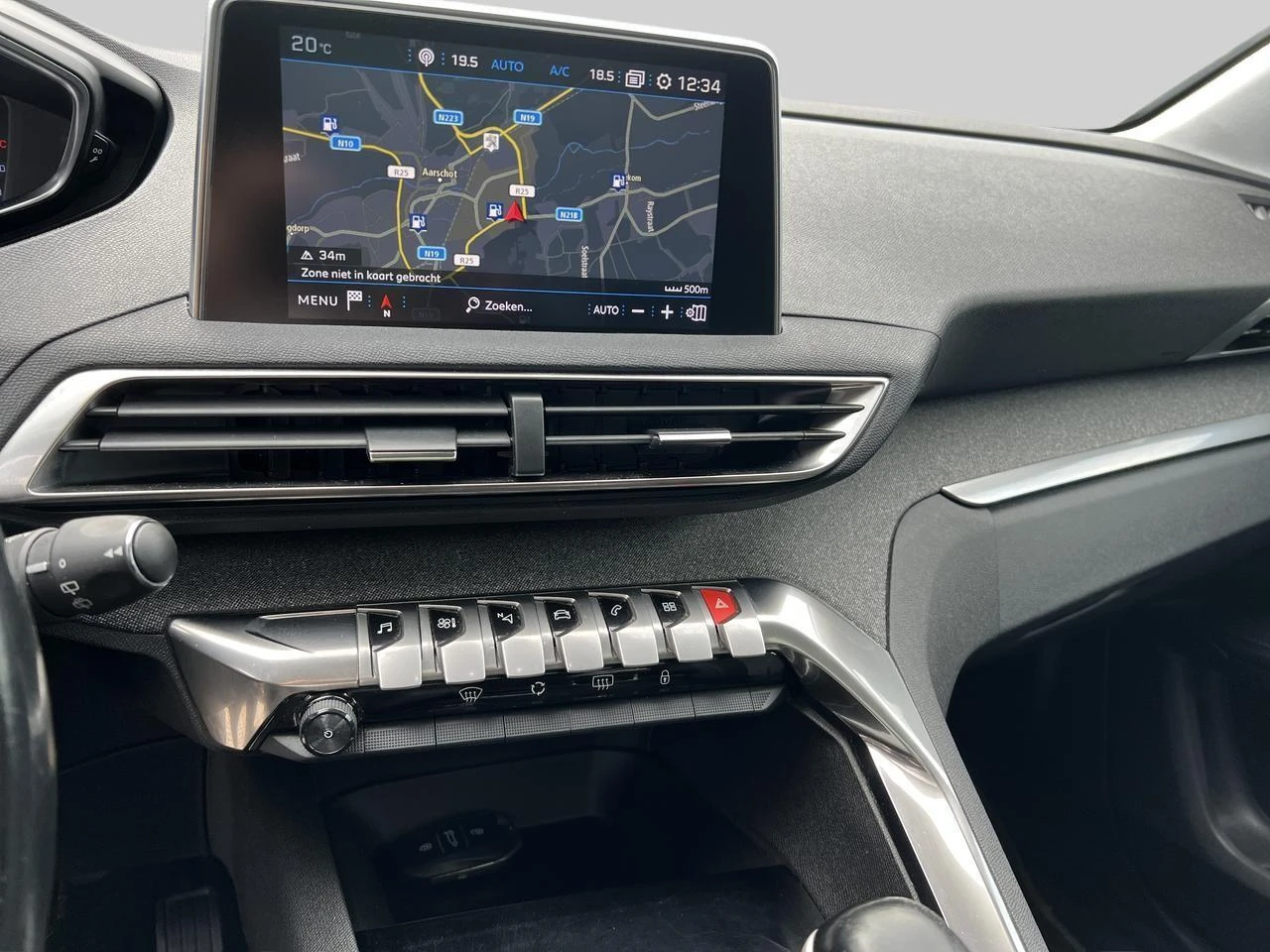 Peugeot-5008-image-17