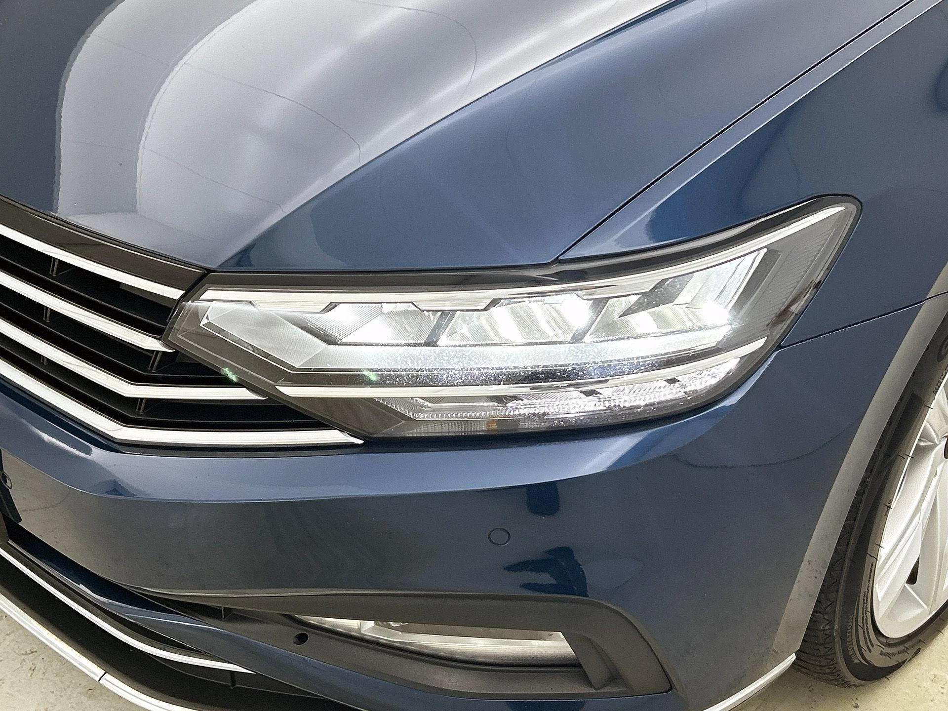 Volkswagen-Passat-image-28
