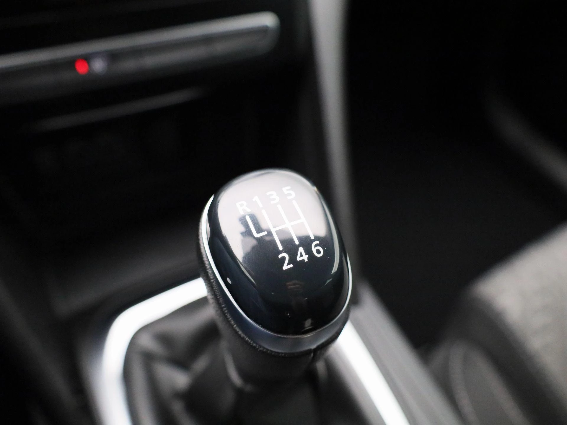 Renault-Mégane Grand Tour-image-22